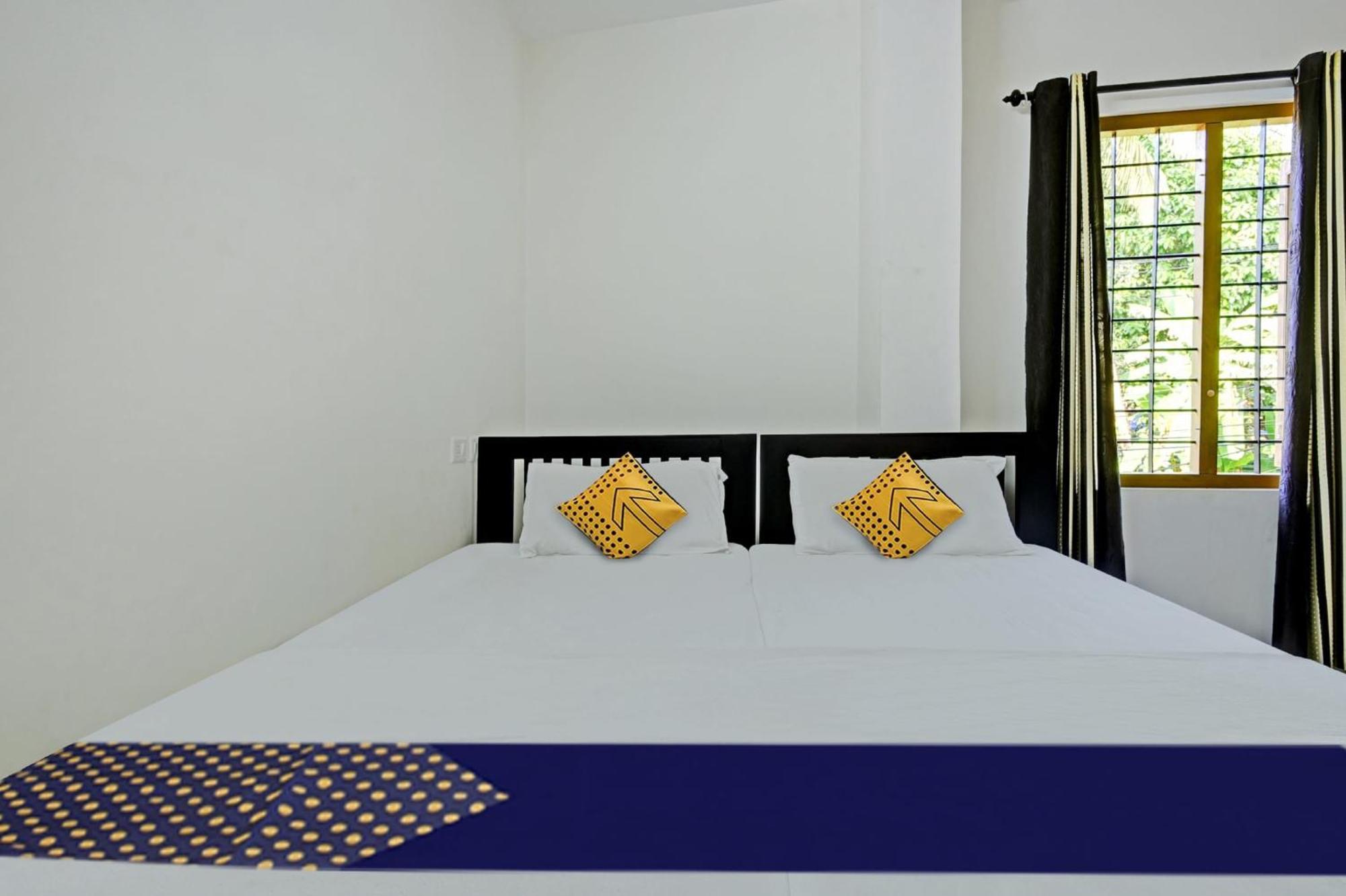 Hotel O Royal Residency Erattupetta Bagian luar foto